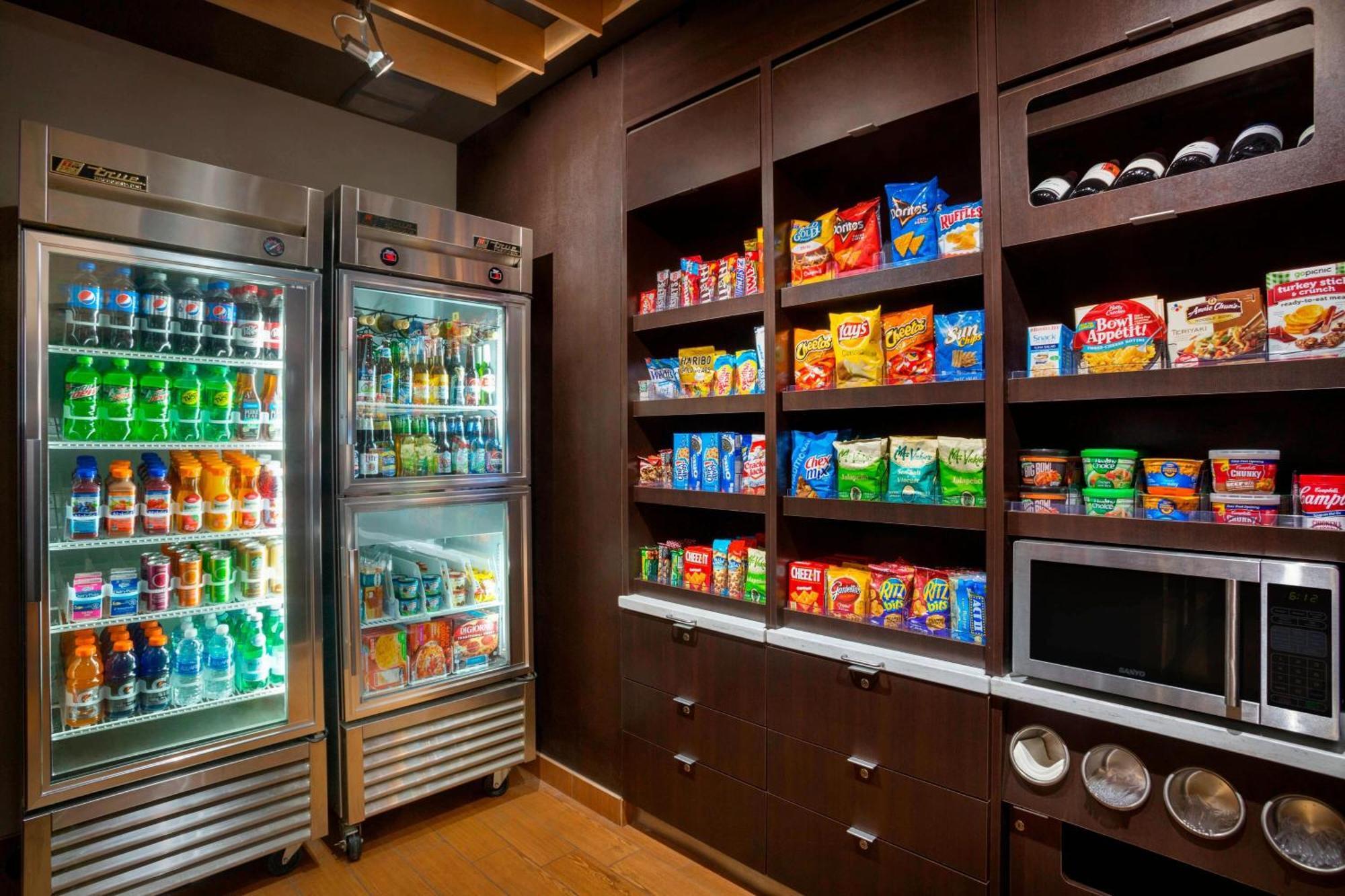 Courtyard By Marriott Champaign Hotel Ngoại thất bức ảnh